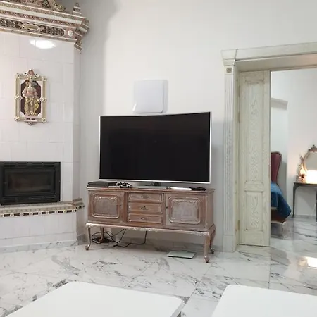 Center In Old Town Apartment