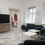 Center In Old Town *