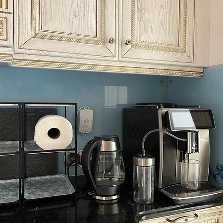 Center In Old Town *