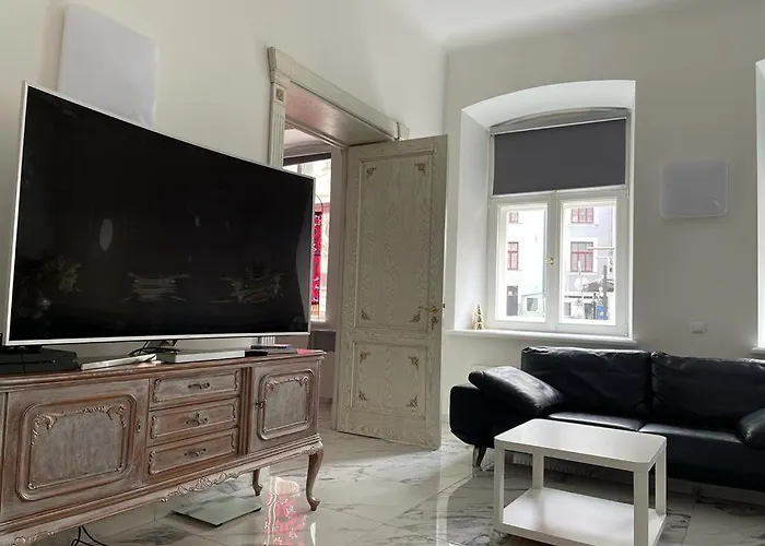 Center In Old Town Apartment